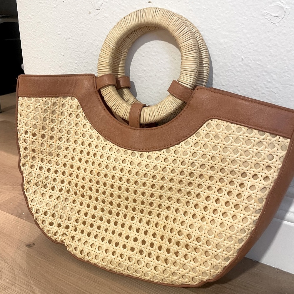 Cute Leather and Rattan handbag/clutch